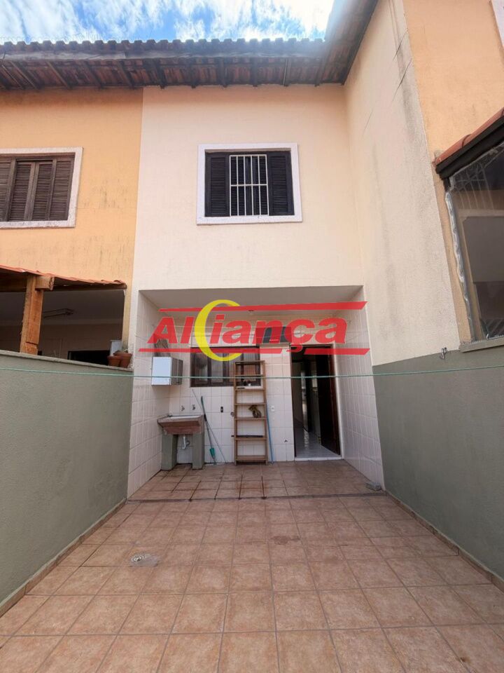Foto 1 de Casa, para Locação, em Jardim Santa Cecília, Guarulhos - Ref AI72014