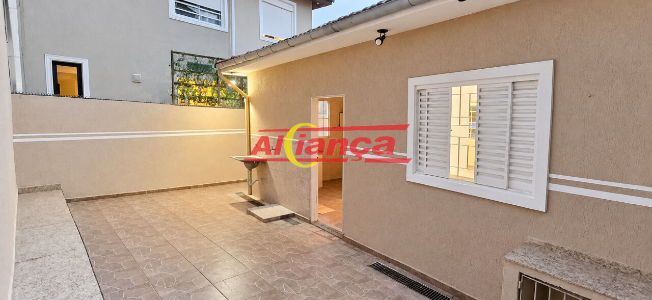 Foto 1 de Casa, para Venda, em Jardim Rosa de Franca, Guarulhos - Ref AI72065