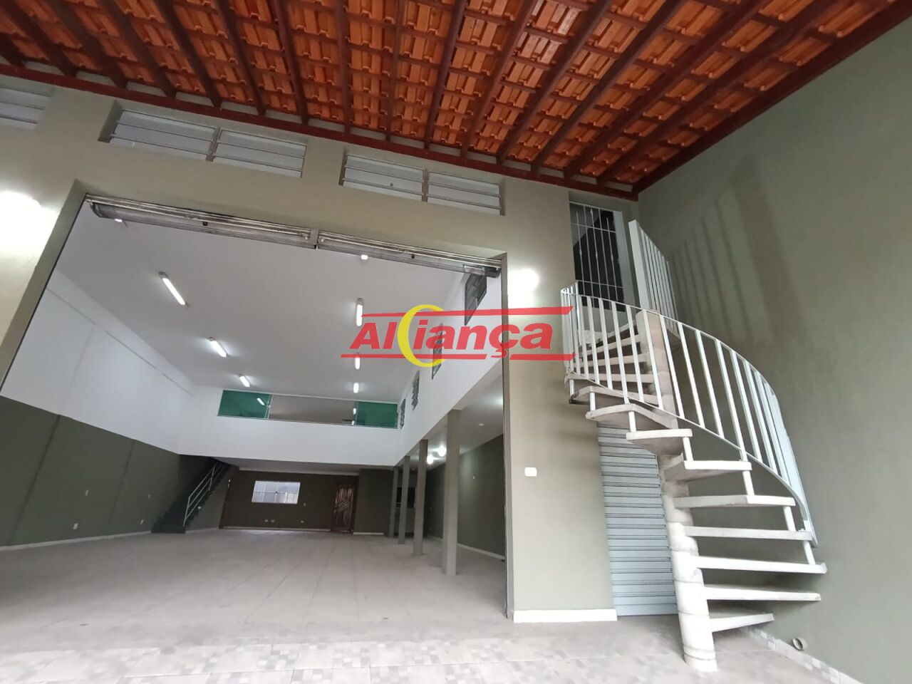 Foto 1 de Comercial, para Locação, em Jardim Presidente Dutra, Guarulhos - Ref AI72149