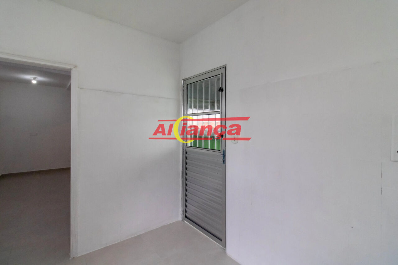 Foto 1 de Casa, para Locação, em Jardim Gopoúva, Guarulhos - Ref AI72175