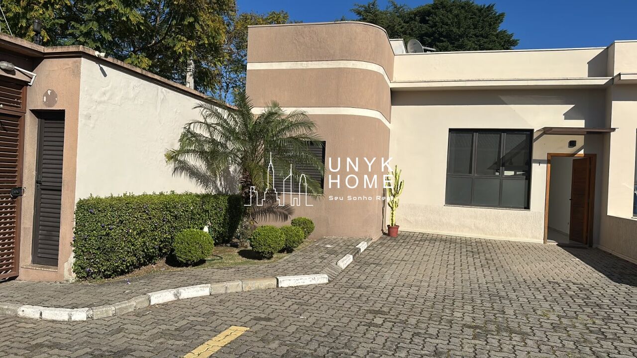 Condomínio para Locação - Jardim Ipê