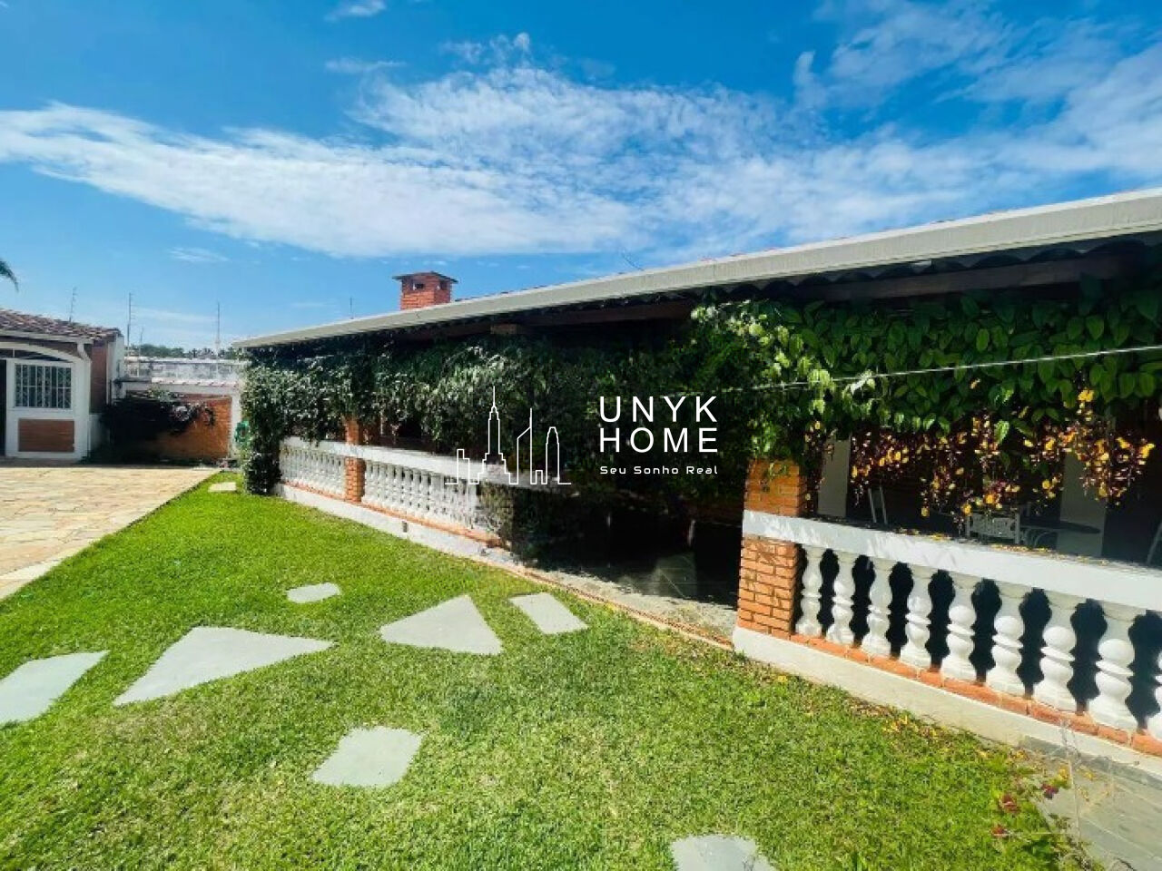 Casa Térrea para Locação - Vila Santista