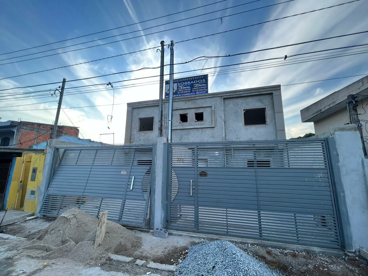Sobrado para Venda - Jardim Liderança