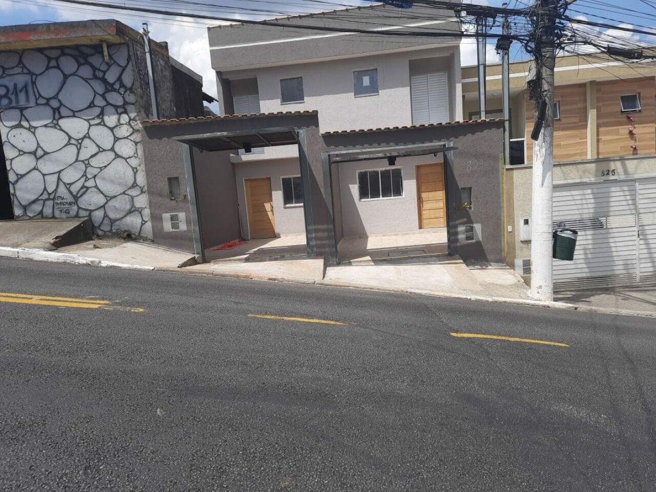 Sobrado para Venda - Jardim Tango