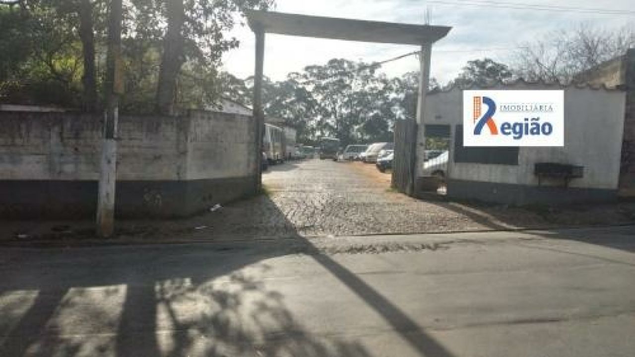 Galpão para Venda - Colônia Zona Leste
