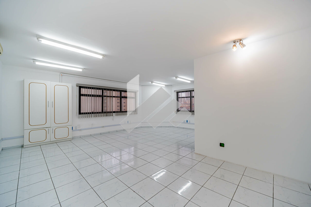 Conj. Comercial para Venda - Bosque da Saúde