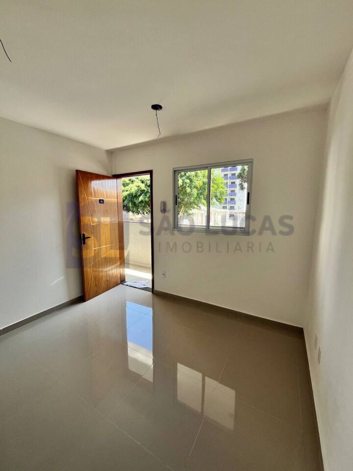 Apartamento para Venda - Vila Ema