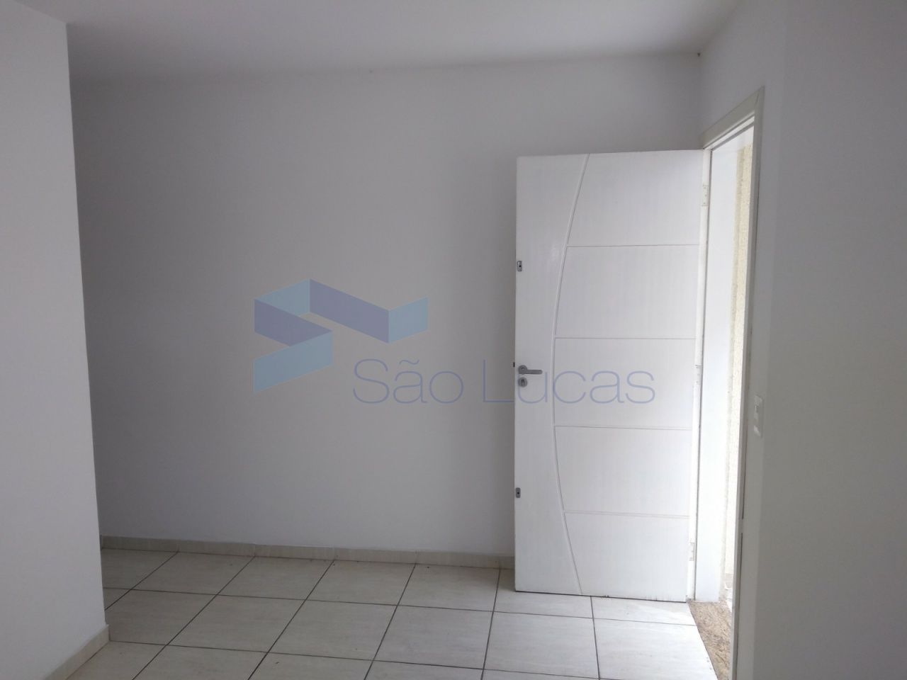 Condomínio para Venda - Vila Carrão