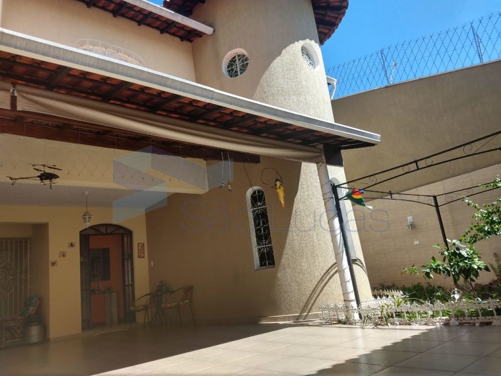 Sobrado para Venda - Parque São Lucas