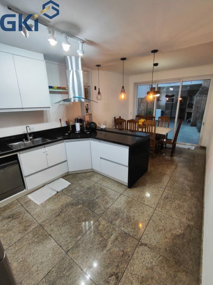 Casa, 3 quartos, 206 m² - Foto 3