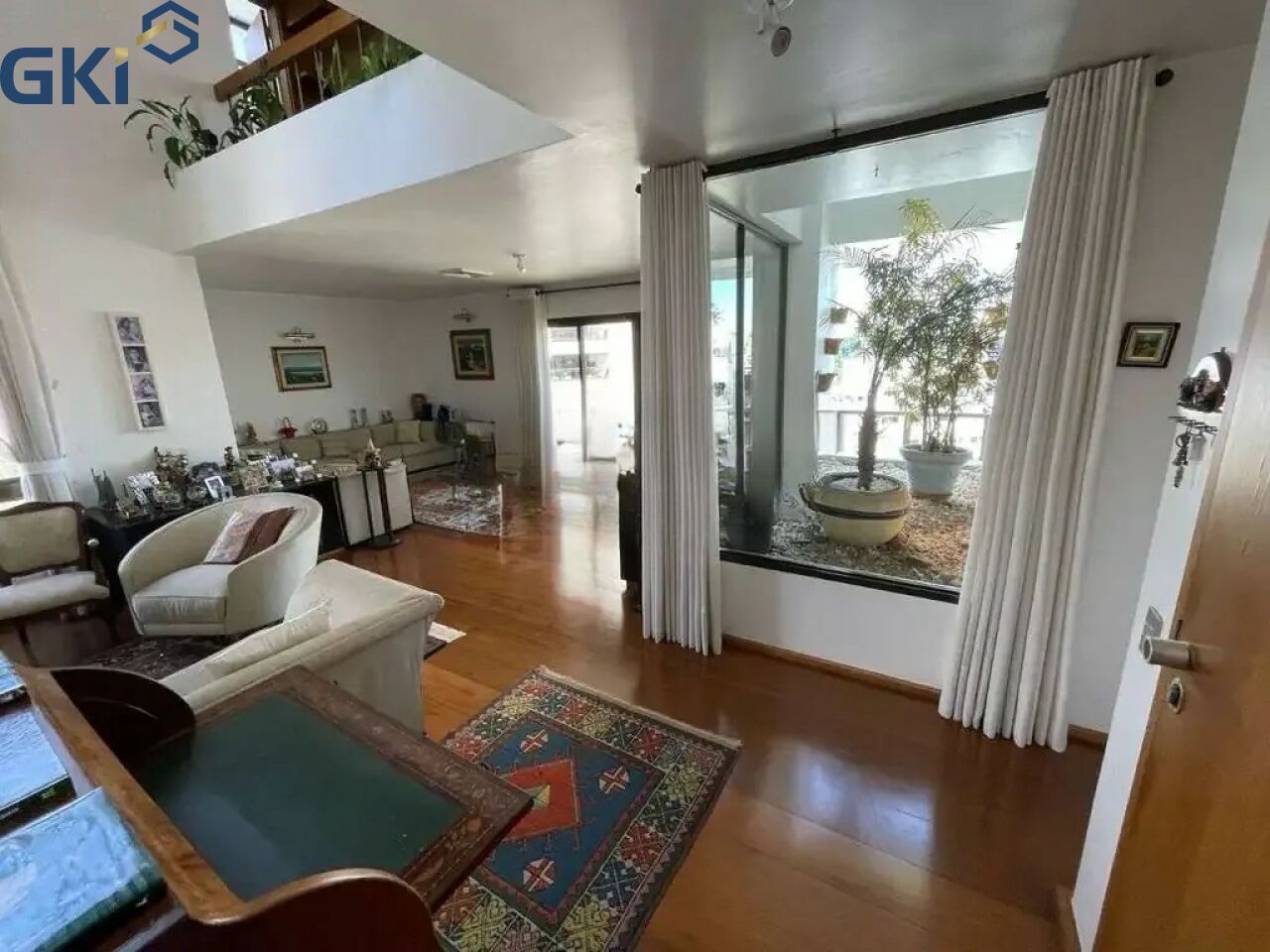 Foto 1