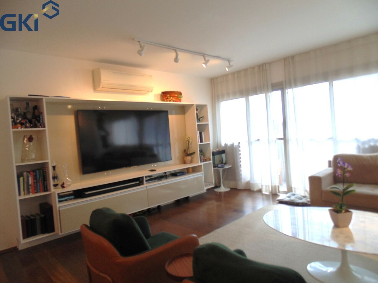 Foto 1