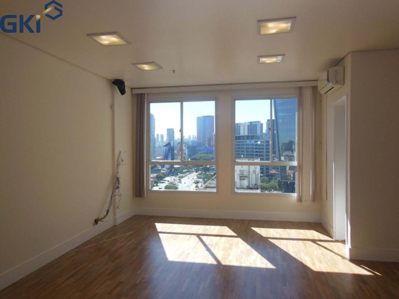 Sala-Conjunto, 40 m² - Foto 1