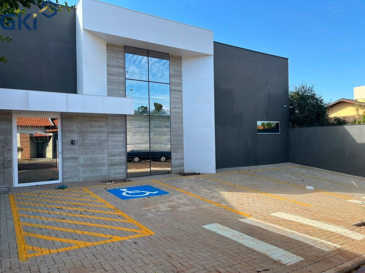 Sala-Conjunto, 327 m² - Foto 1