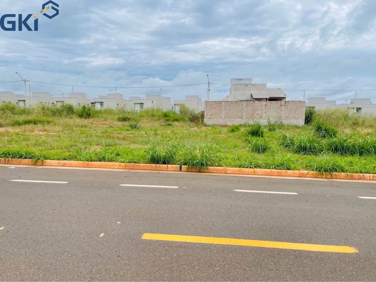 Terreno, 200 m² - Foto 2