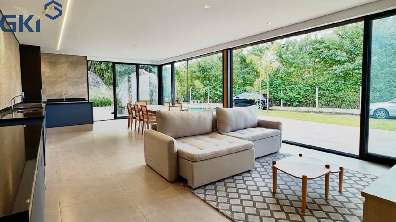 Casa, 3 quartos, 195 m² - Foto 2
