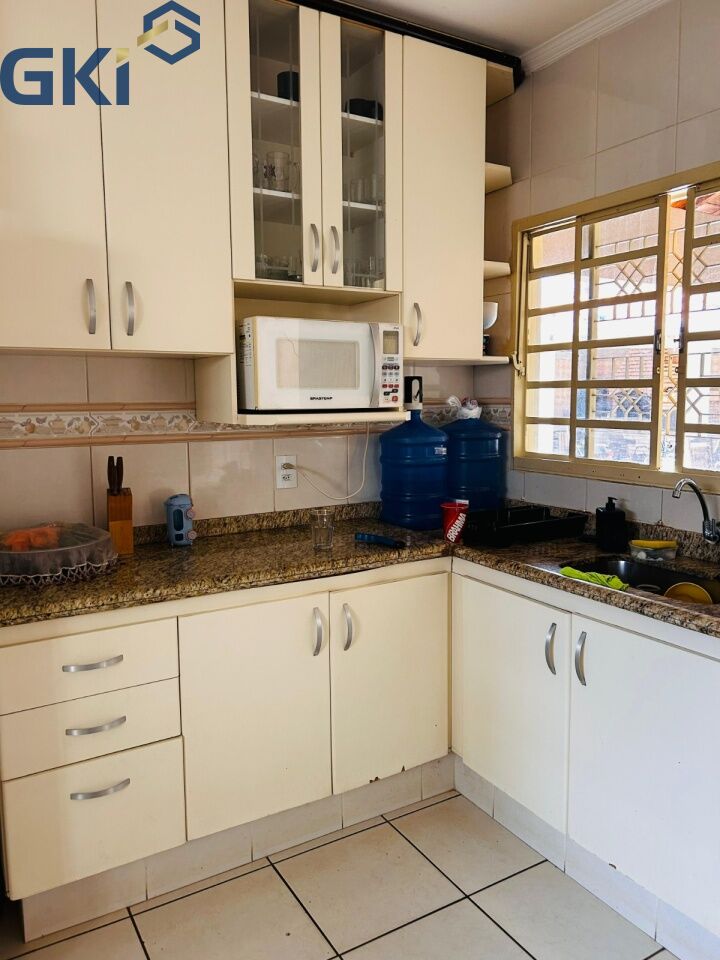 Casa, 3 quartos, 214 m² - Foto 10
