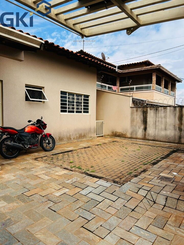 Casa, 3 quartos, 214 m² - Foto 30