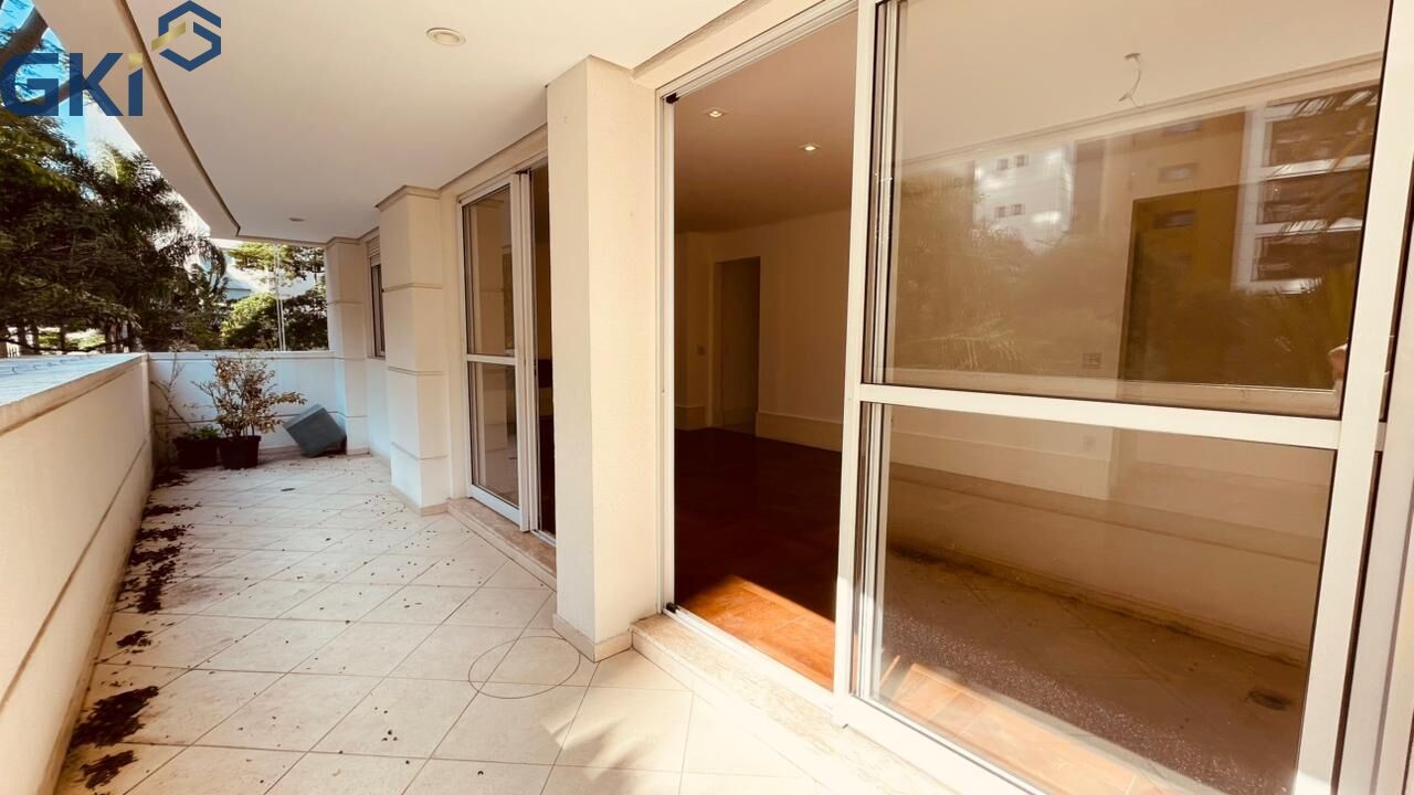Apartamento, 3 quartos, 135 m² - Foto 2