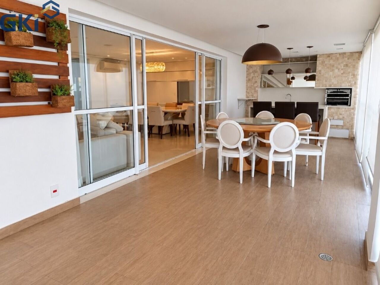 Apartamento, 3 quartos, 210 m² - Foto 1