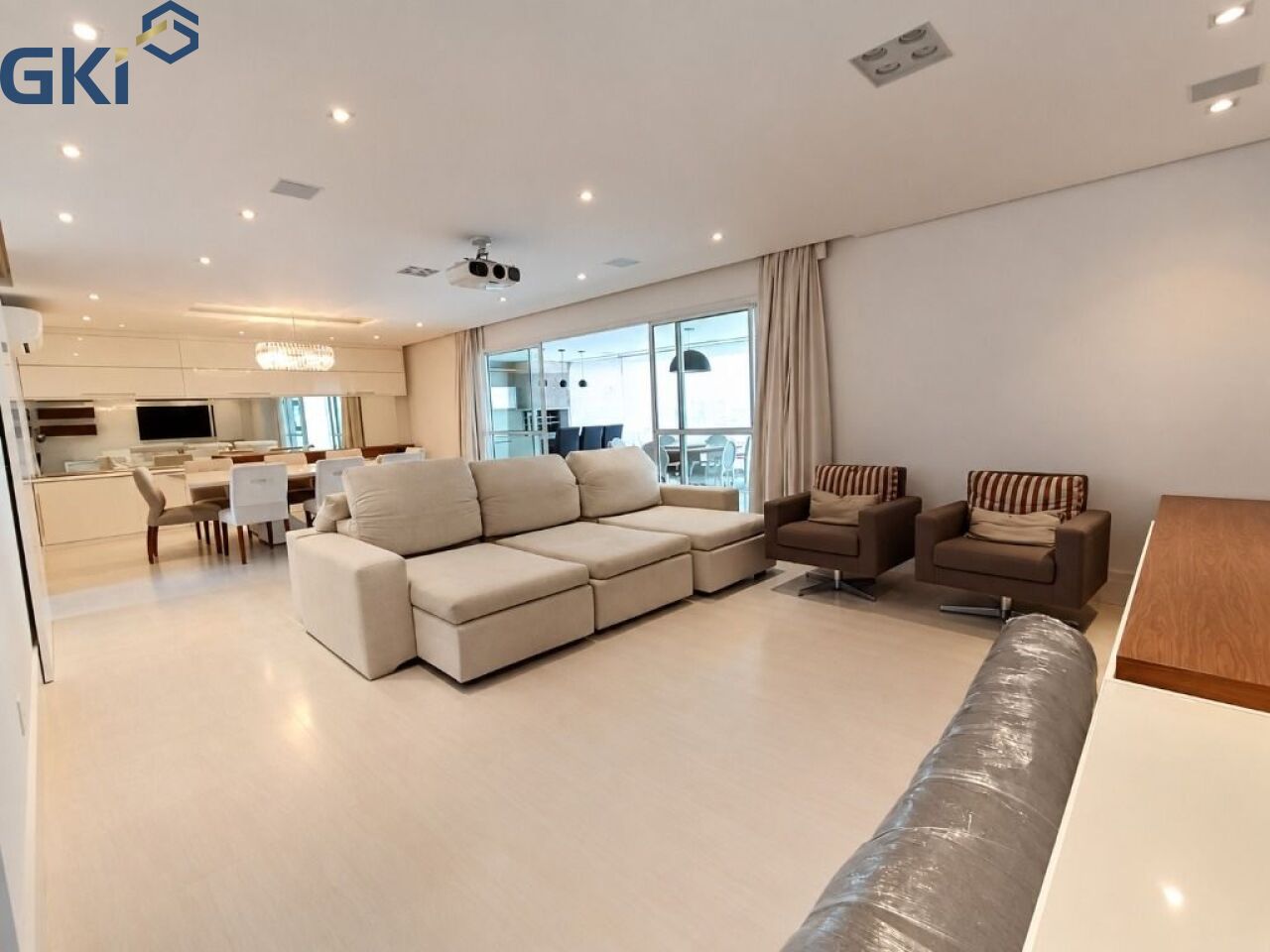 Apartamento, 3 quartos, 210 m² - Foto 3
