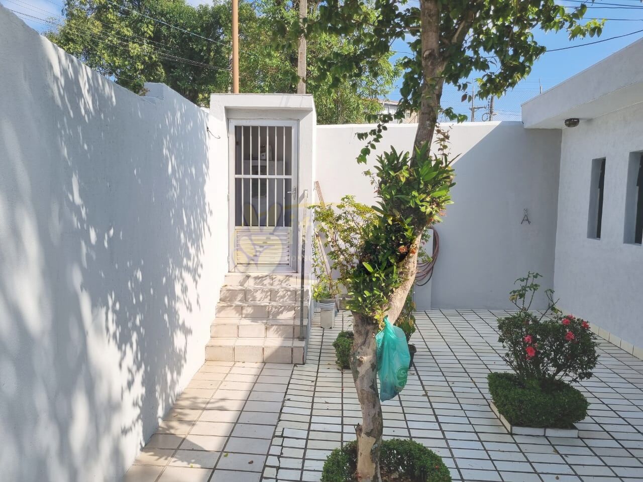 Sobrado para Venda - Vila Eldízia