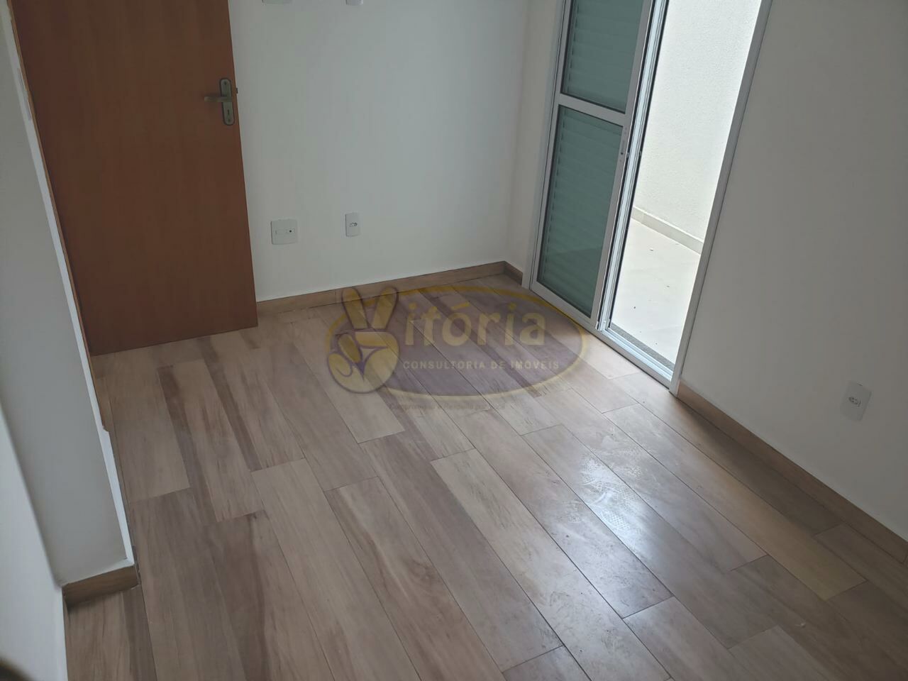 Apartamento para Venda - Vila Camilópolis