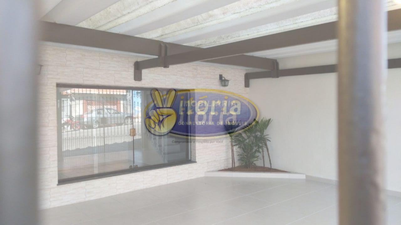 Sobrado para Venda - Jardim Santa Cristina