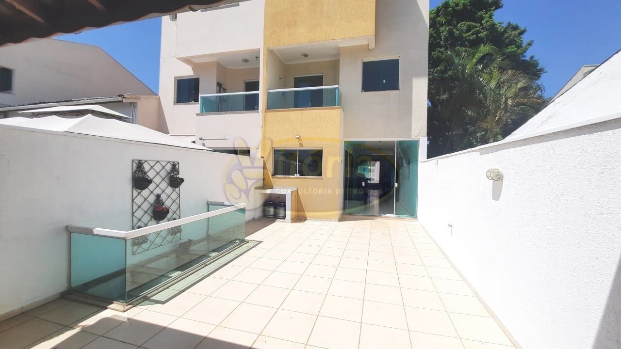 Sobrado para Venda - Nova Petrópolis