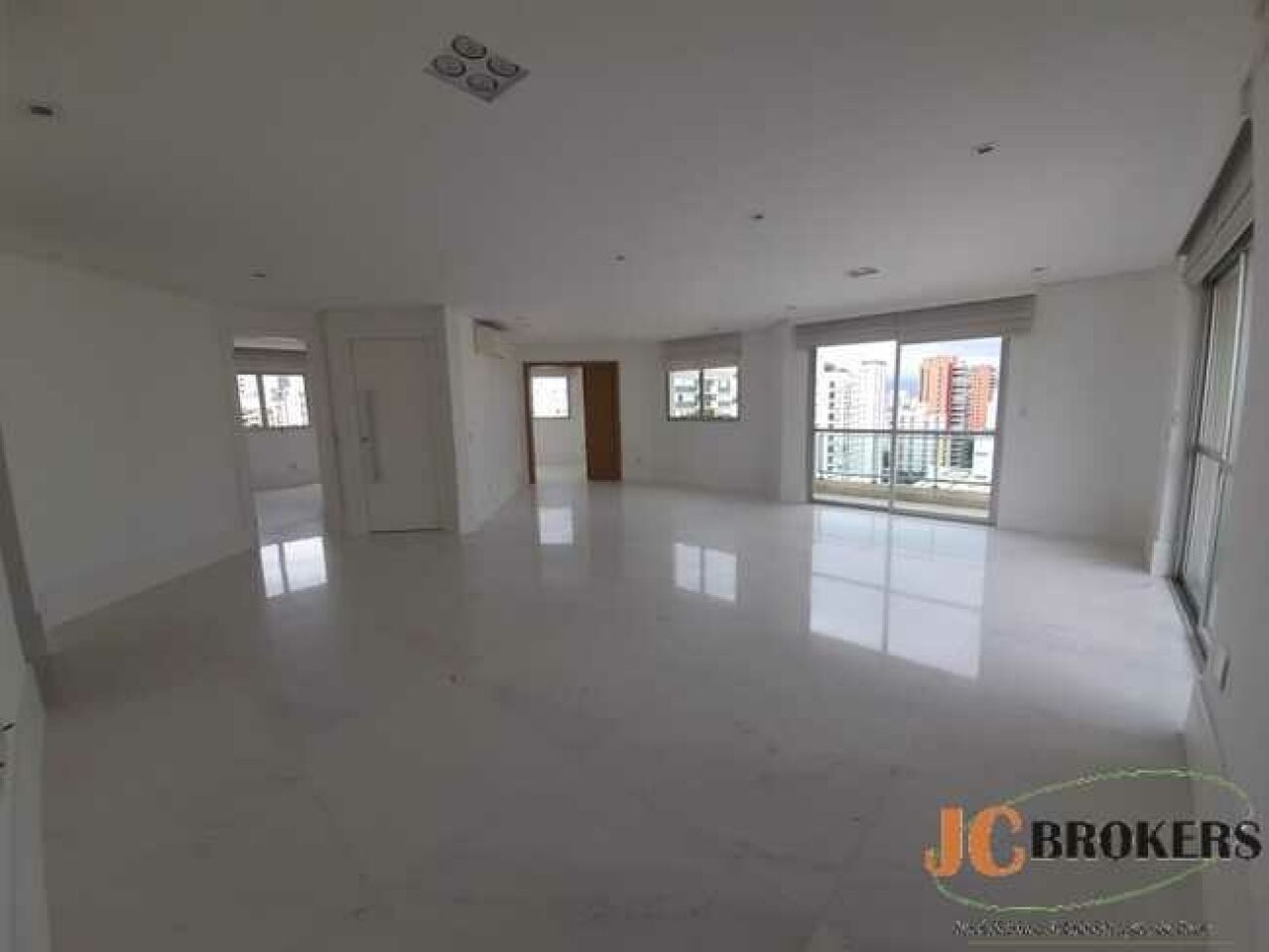 Apartamento para Venda - Moema
