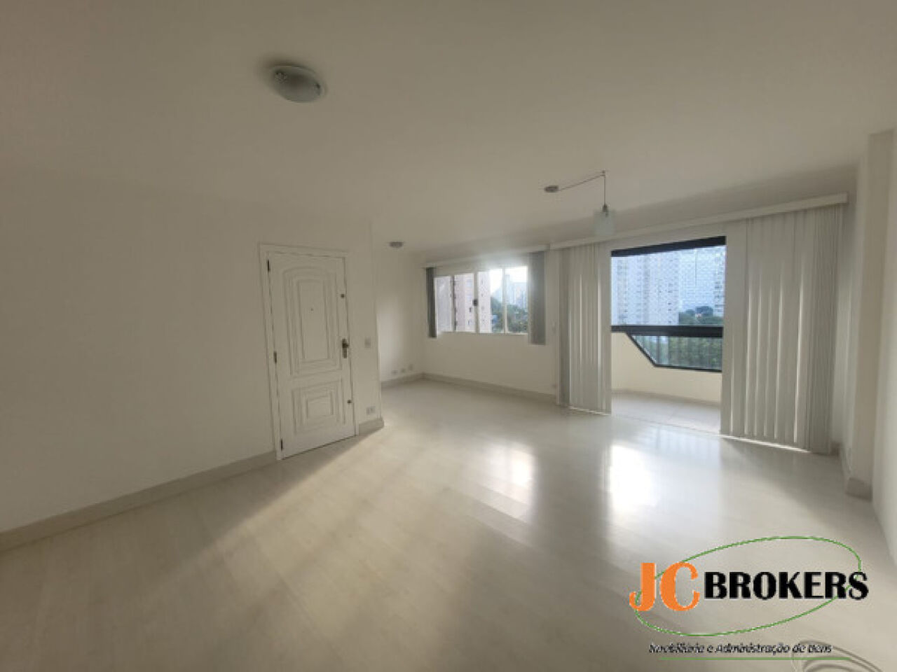 Apartamento para Locação - MOEMA
