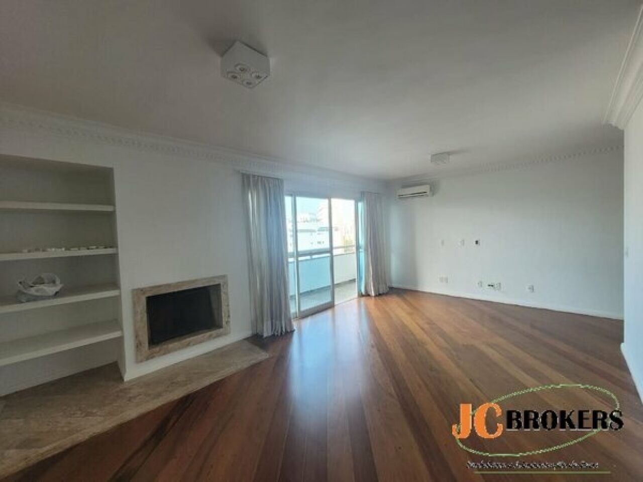 Apartamento para Locação - MOEMA