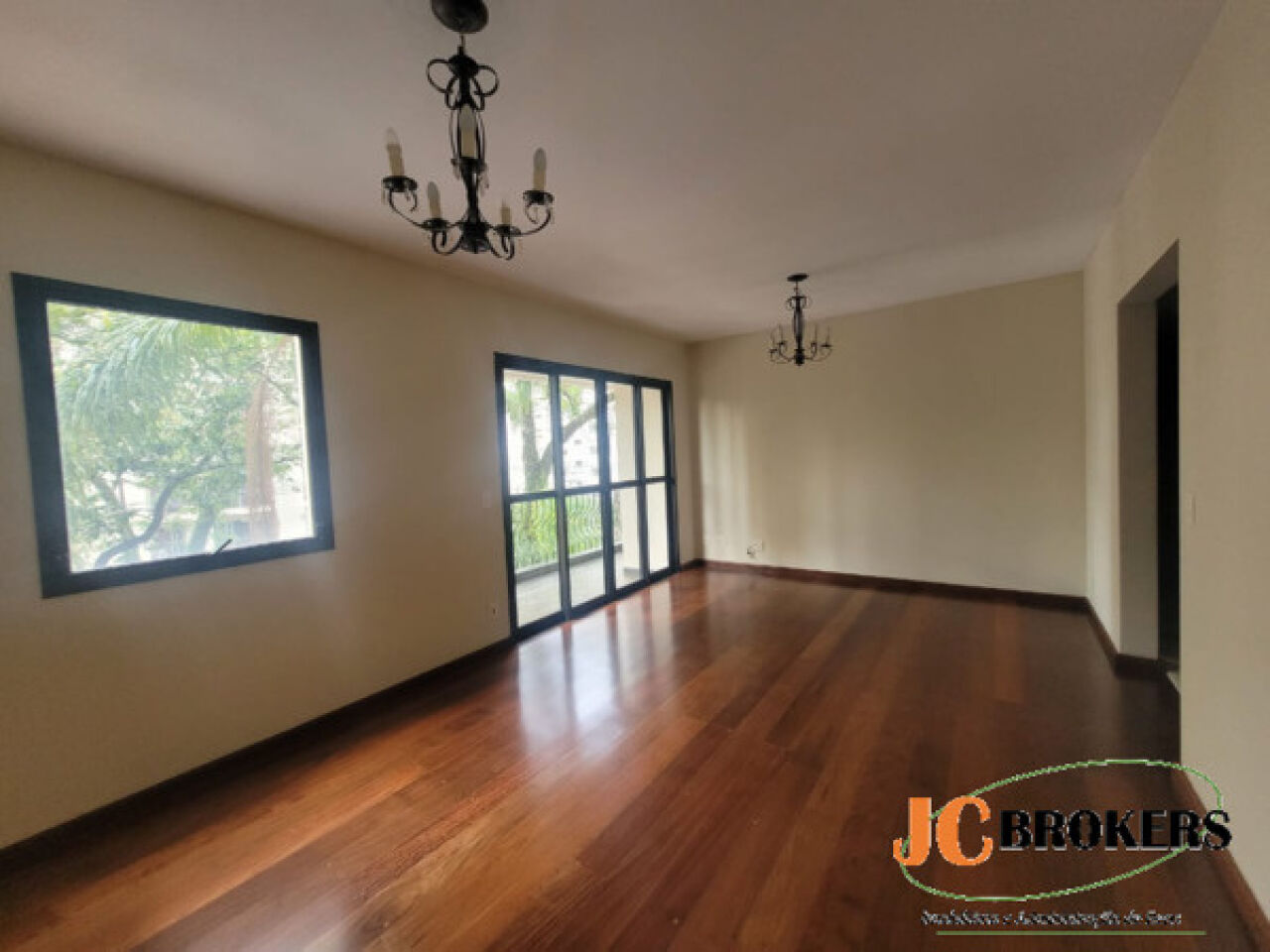 Apartamento para Venda - Moema