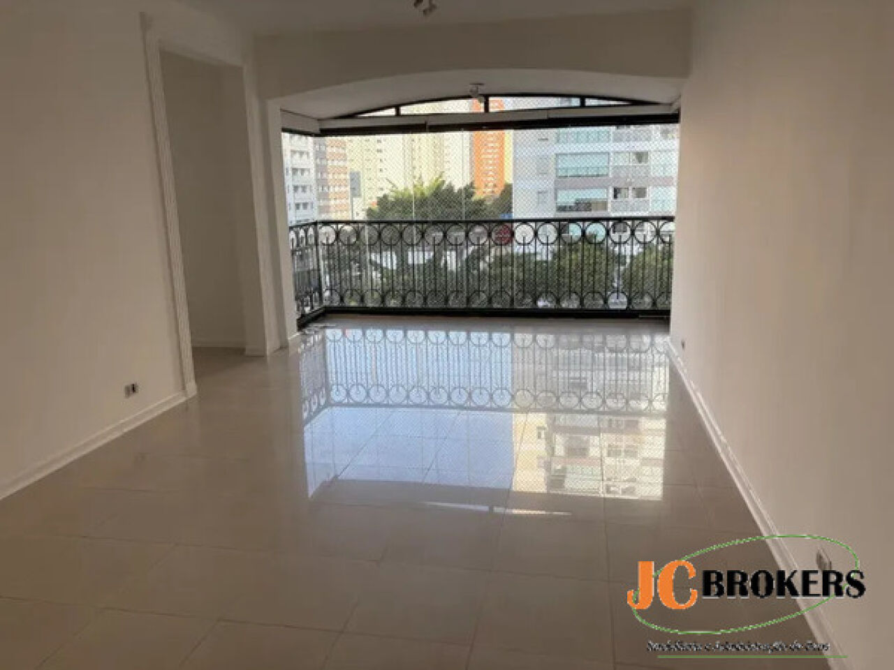 Apartamento para Locação - Moema