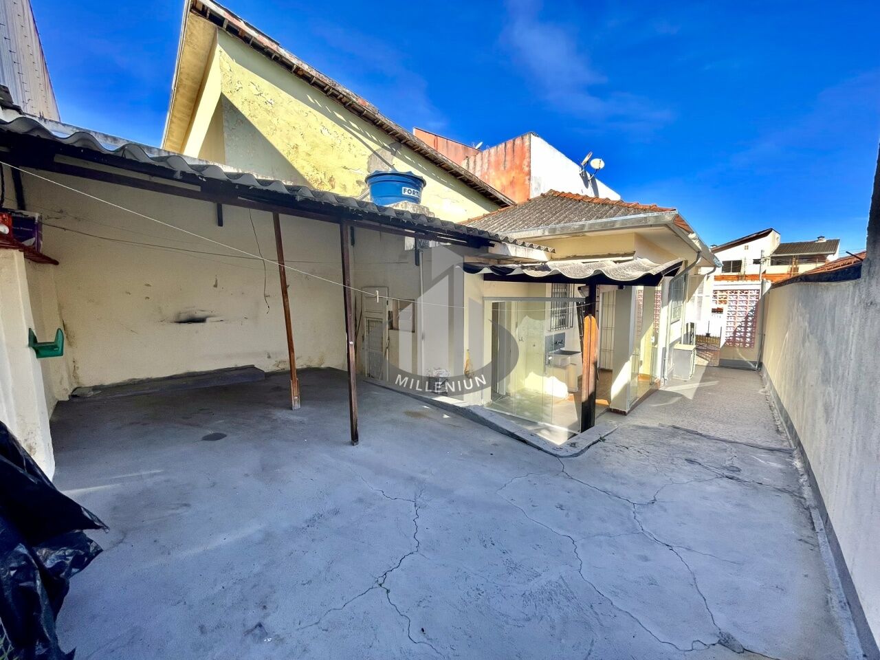 Casa Térrea para Venda - Cerâmica