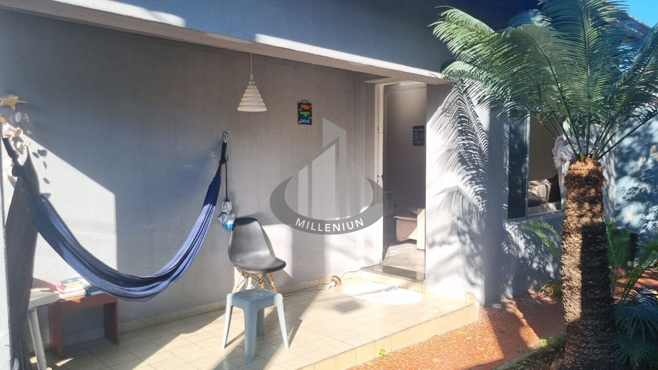 Casa Térrea para Venda - Cerâmica