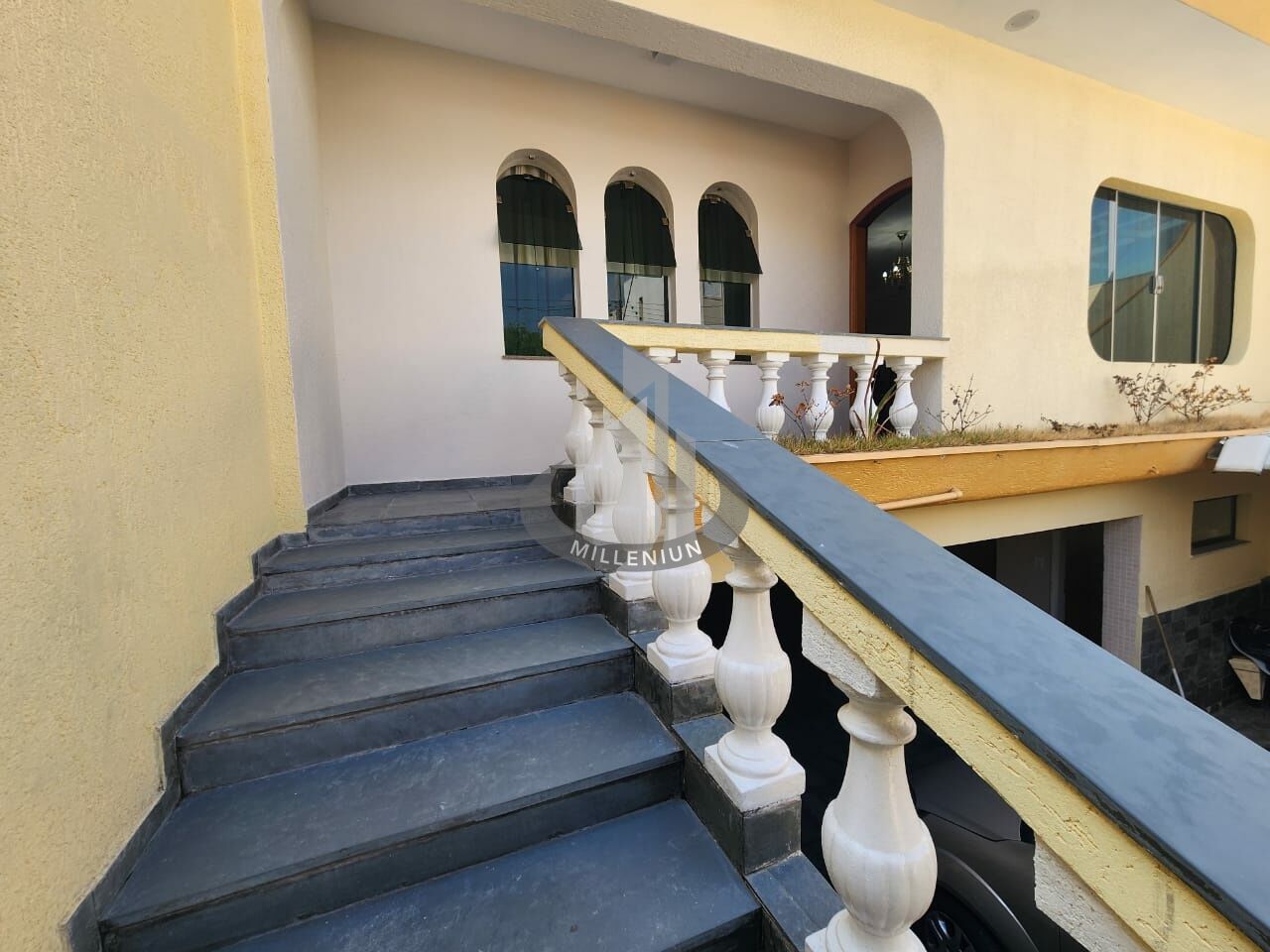 Casa Assobradada para Venda - Osvaldo Cruz