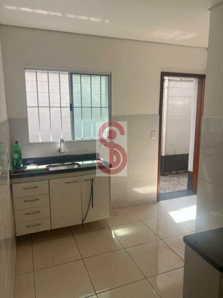 Casa Assobradada para Locação - Vila Fernandes