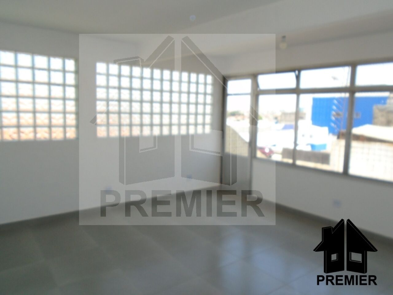 Comercial para Locação - Jardim Guairaca