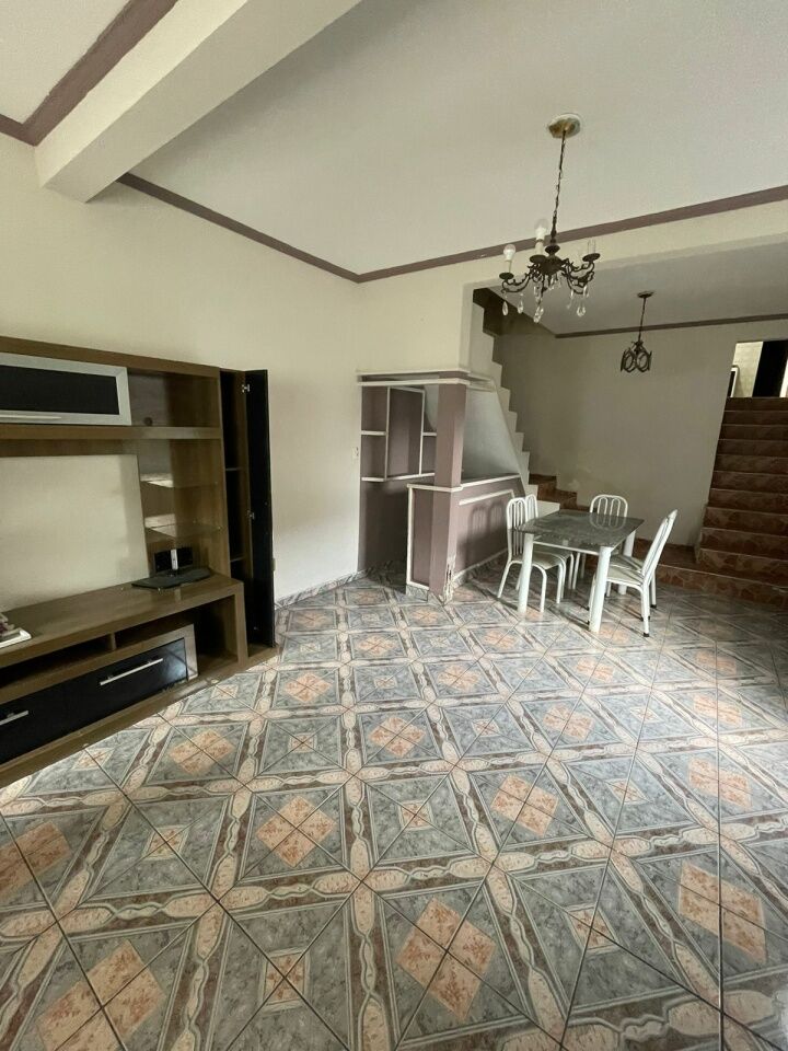 Casa Assobradada para Venda - Jardim Adelfiore