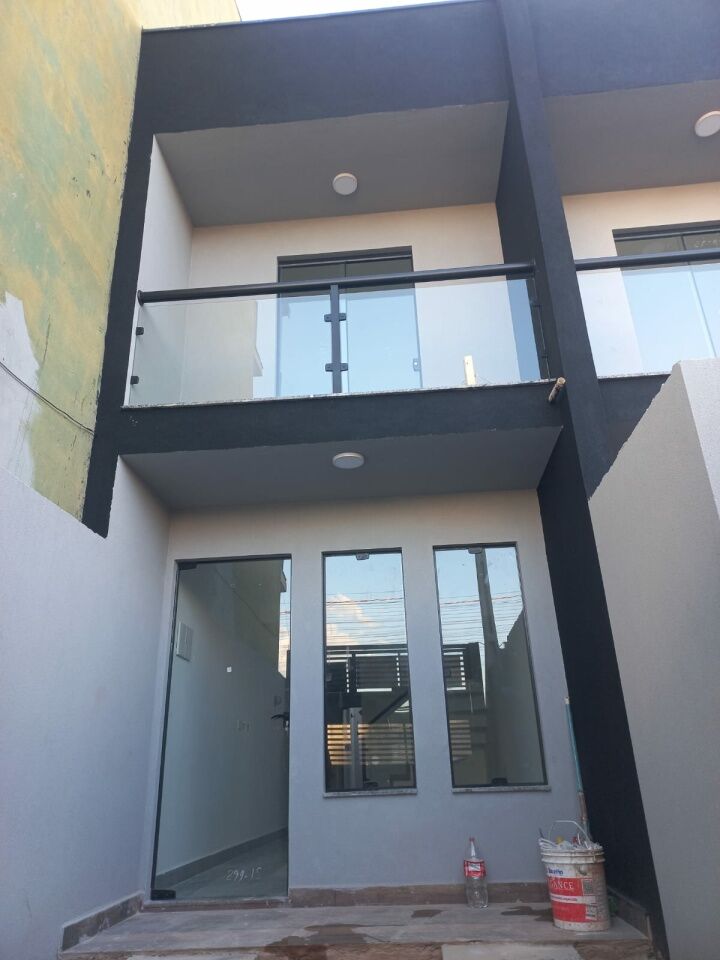 Sobrado para Venda - Jardim dos Reis
