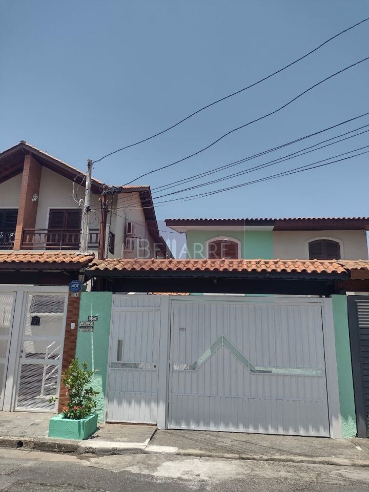 Sobrado para Venda - Vila Universitária