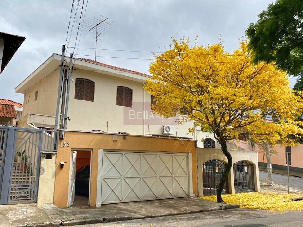 Casa Assobradada para Venda - Caxingui
