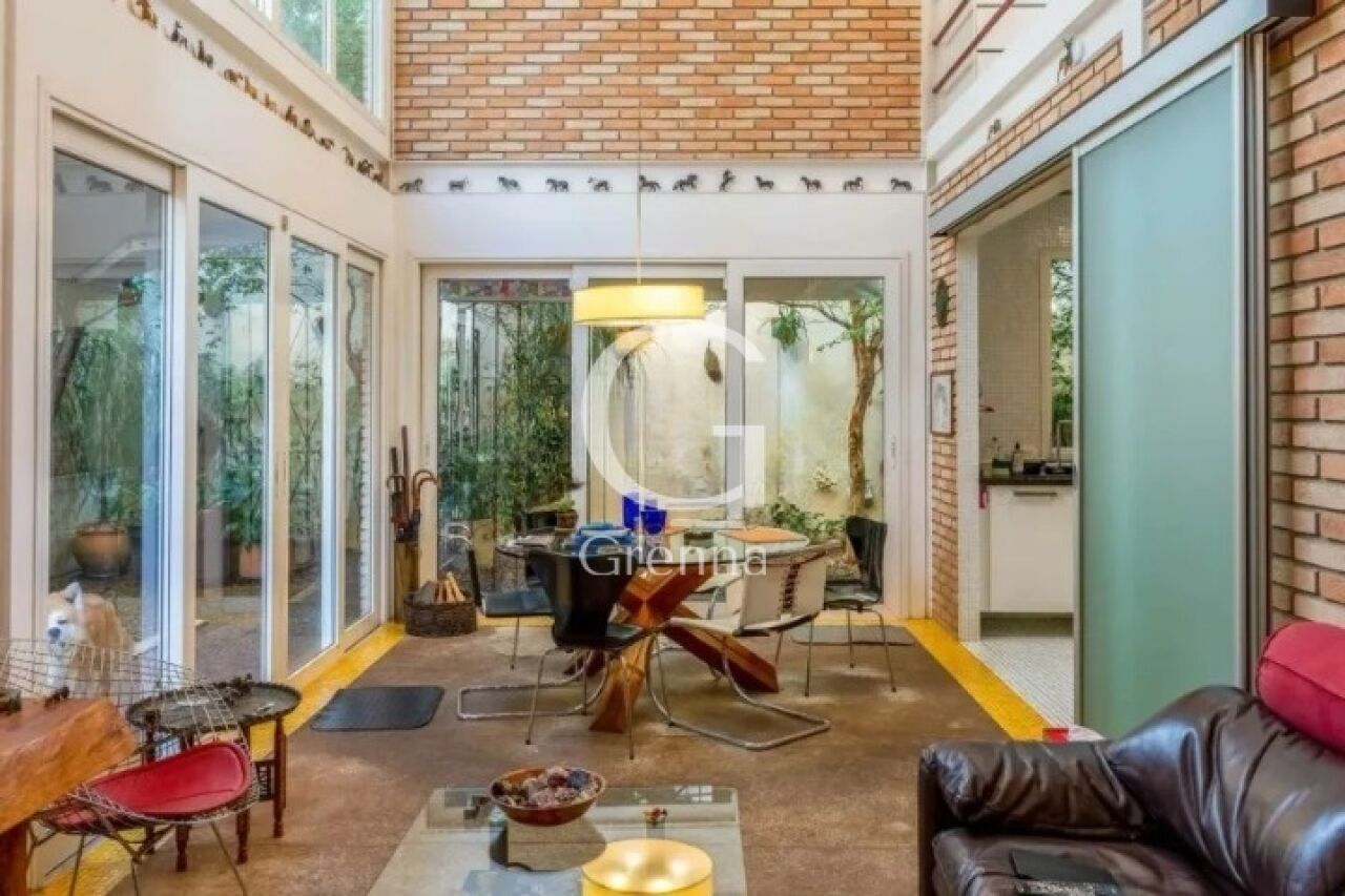 Casa Assobradada para Venda - Vila Madalena