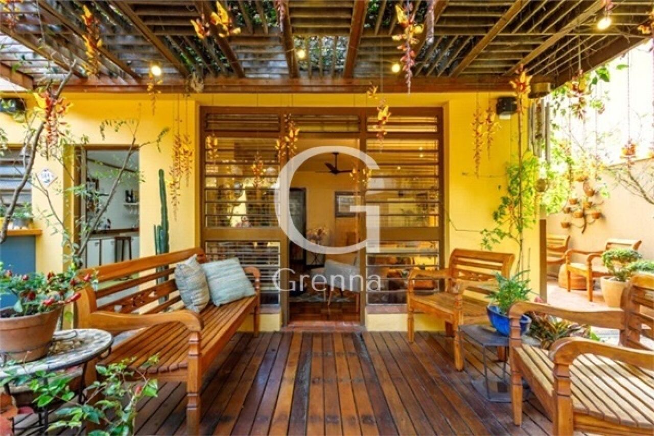 Casa Assobradada para Venda - Planalto Paulista