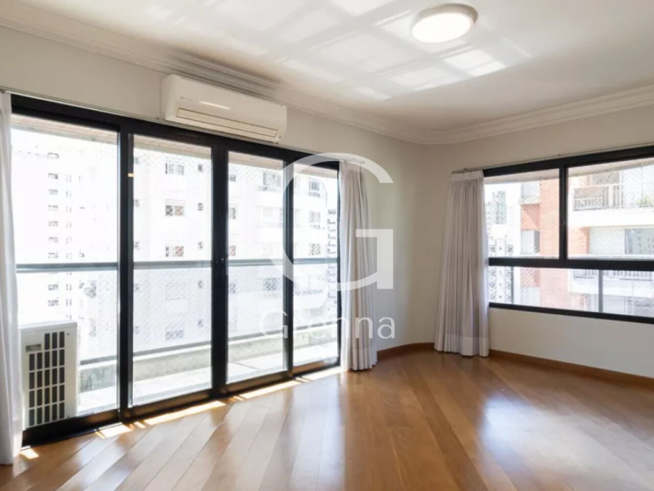 Apartamento para Venda - Moema