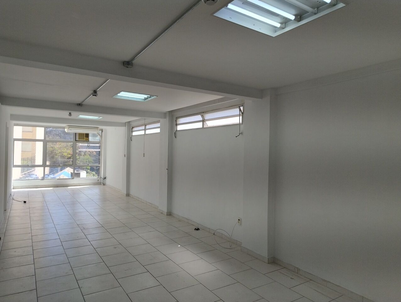 Conj. Comercial para Venda - CONSOLAÇÃO