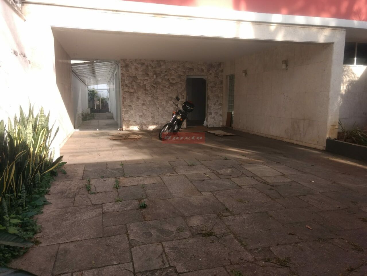 Sobrado para Venda - CIDADE MONÇÕES