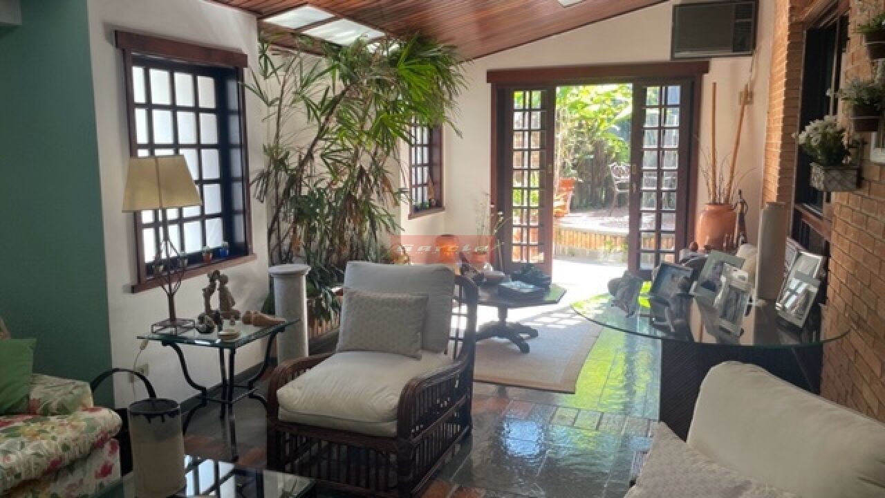 Casa Assobradada para Venda - GRANJA JULIETA
