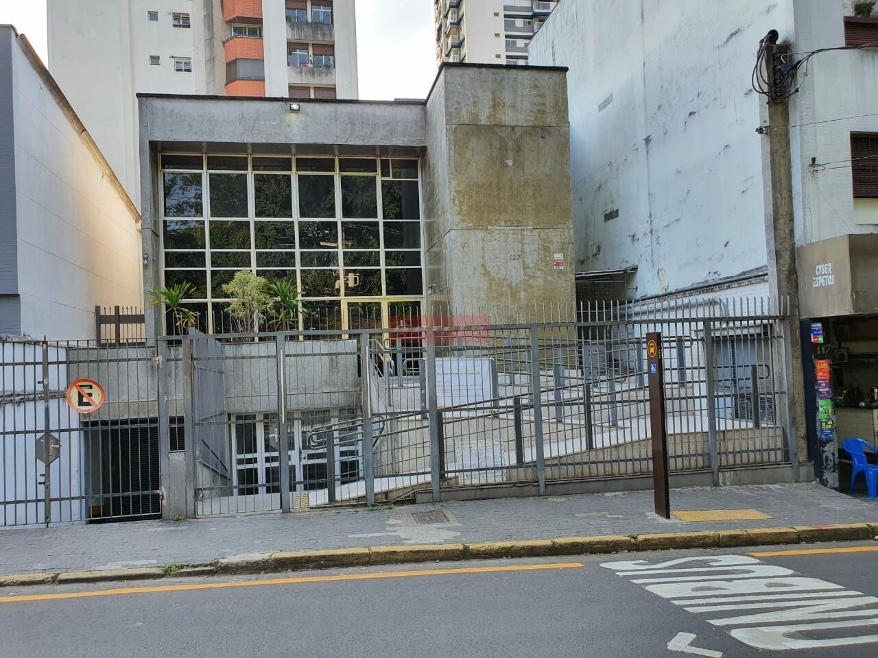 Prédio para Venda - CHÁCARA SANTO ANTÔNIO ZONA SUL
